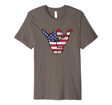 Ladda upp bild till gallerivisning, Shaka Hang Loose American Flag Premium T-Shirt 788613