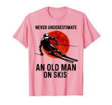 Ladda upp bild till gallerivisning, Never Underestimate An Old Man On Skis TShirt829810