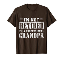 Ladda upp bild till gallerivisning, Mens I'm Not Retired I'm A Professional Grandpa T-Shirt 416322
