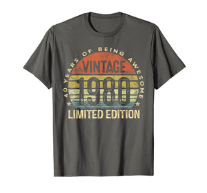 40 Year Old Gifts Vintage 1980 Limited Edition 40th Birthday T-Shirt-210554