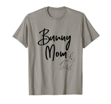 Ladda upp bild till gallerivisning, Cute Bunny Mom Shirt 983522
